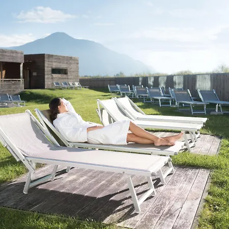 Üdülőközpont Tauern & Therme 4*