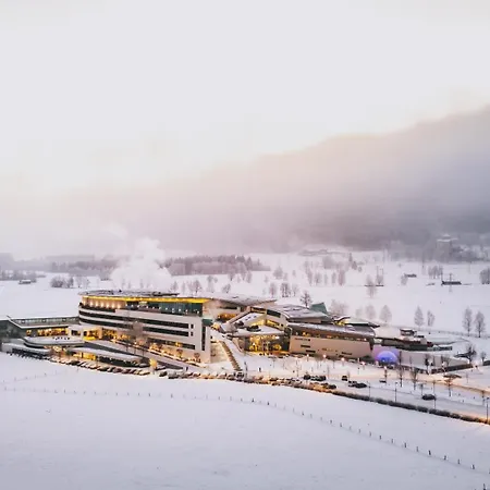 Rezort Tauern & Therme 4*