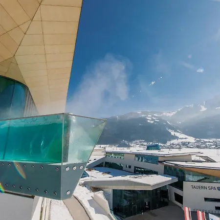 Tauern & Therme 4*